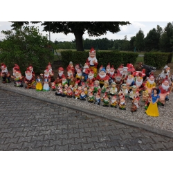 Figurki krasnali.